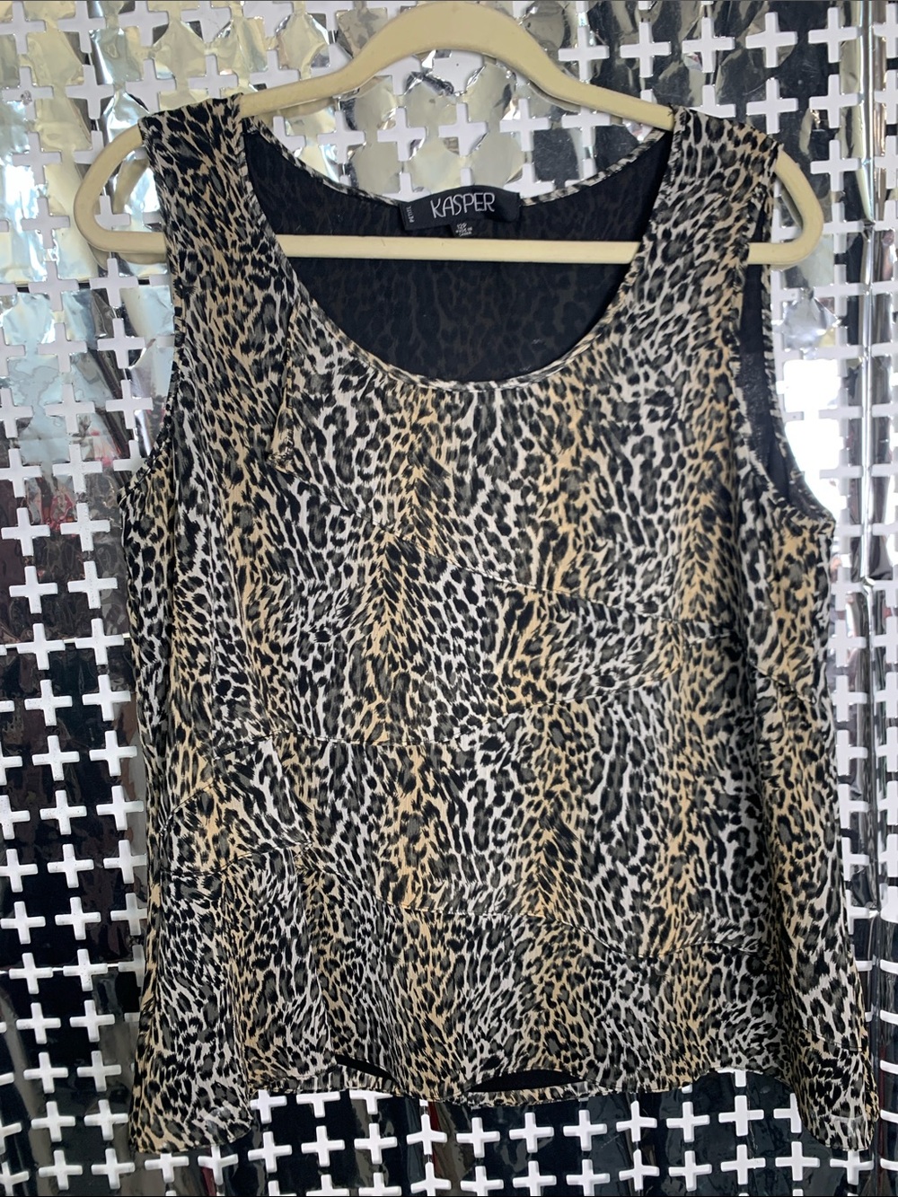 Kasper Leopard-Pattern Sleeveless Tank in Black and Tan